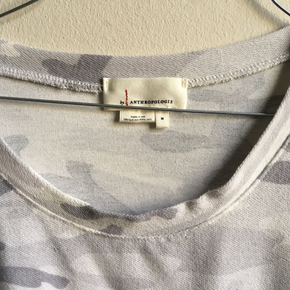 Gray Camo Anthropologie Short Sleeve - Picture 3 of 4